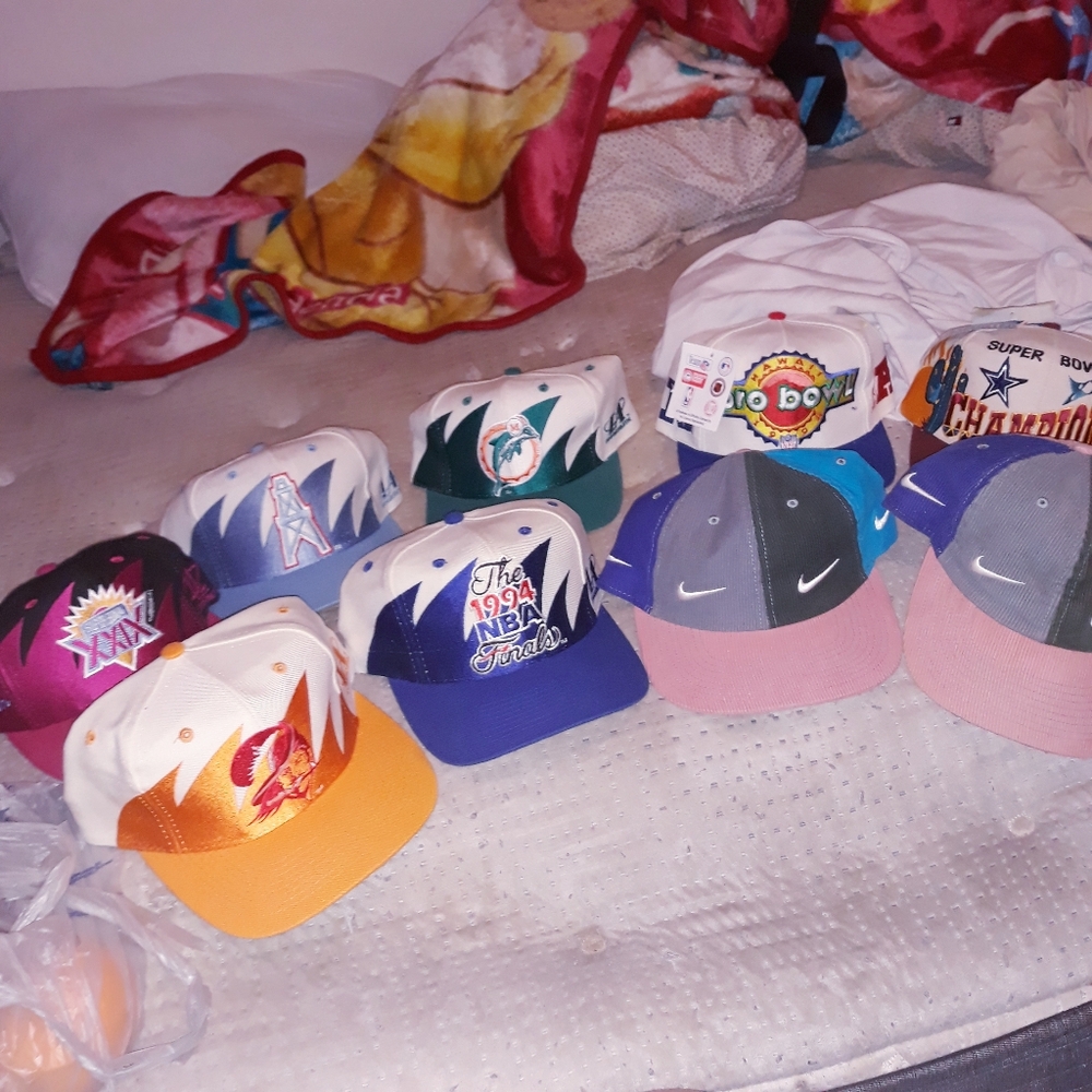 Vintage hat bundle